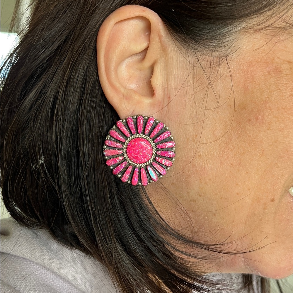 Navajo Pink Cluster Earrings - Picture 2 of 8